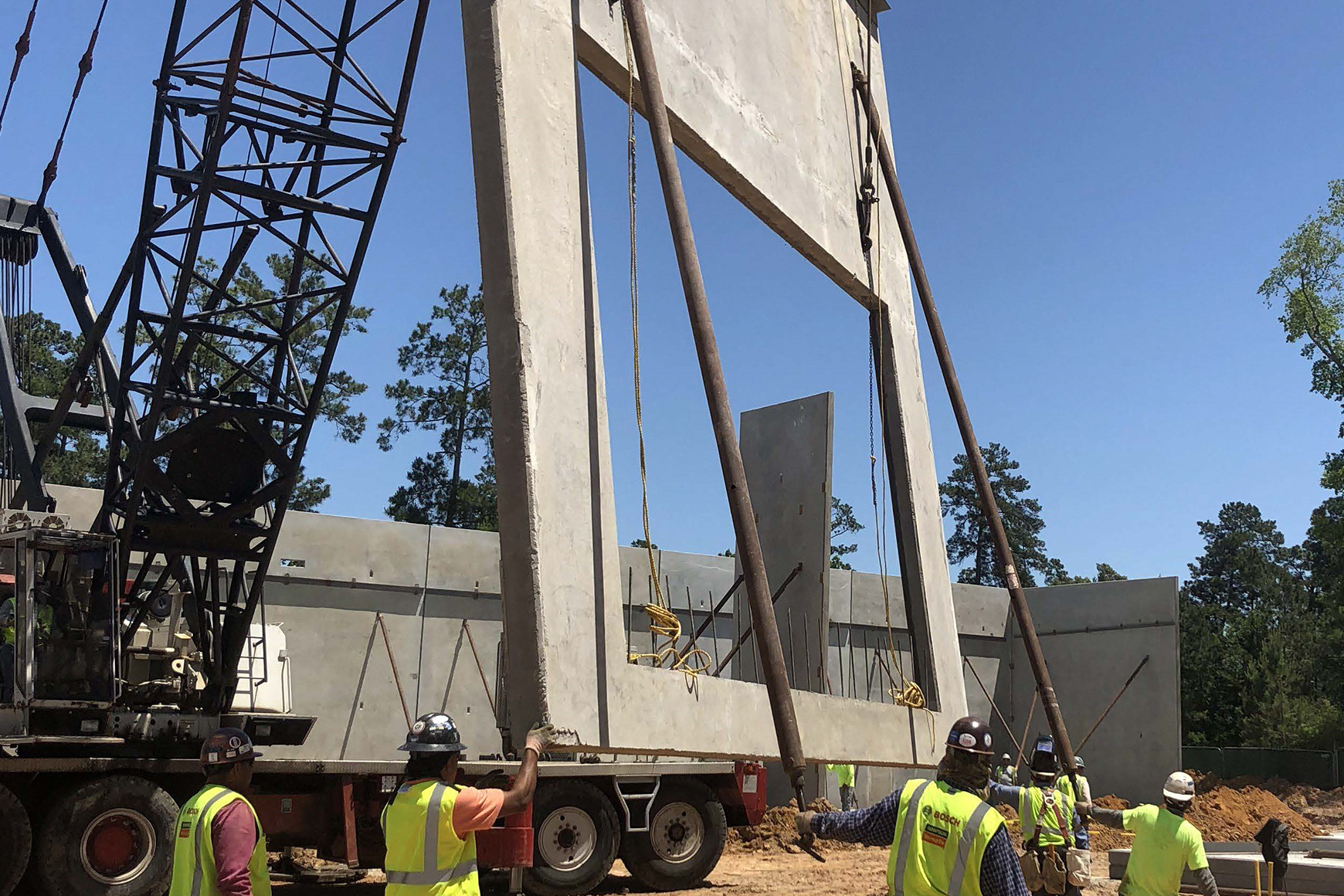 CropRetailCenterTilt3