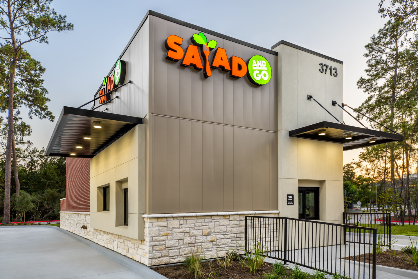 3 23-141 Salad And Go-Conroe 0998_Small