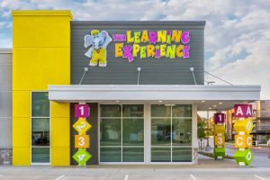 3 24-126 TLE-Grand Prairie_0135 Retail Partner_Small