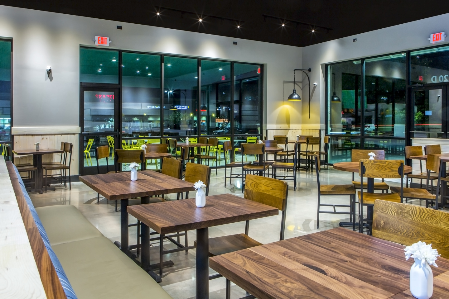 5 24-123 Woodlands ChopShop308_Small